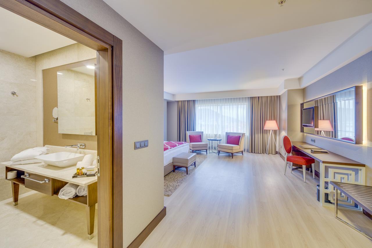 מוגלה Demircioglu Park Hotel מראה חיצוני תמונה