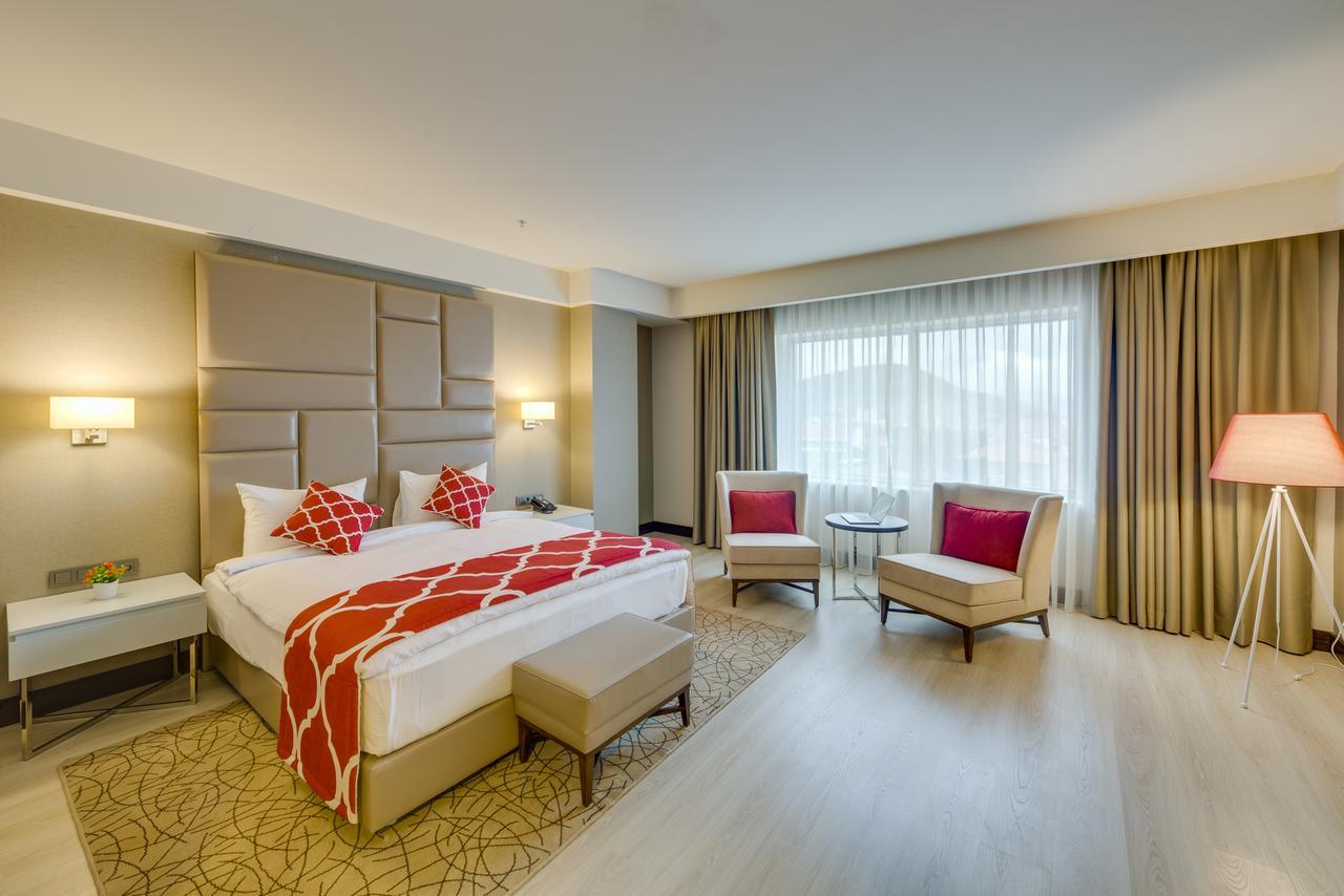 מוגלה Demircioglu Park Hotel מראה חיצוני תמונה