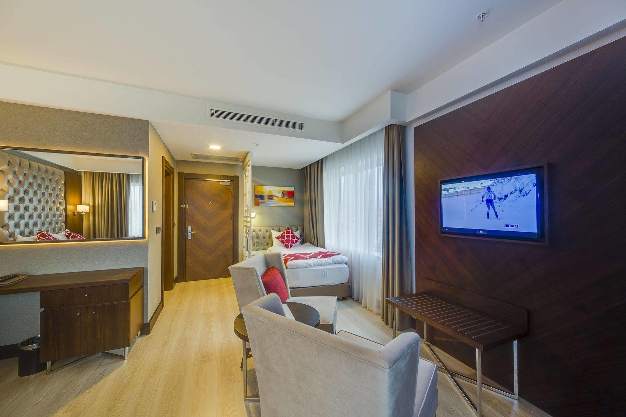 מוגלה Demircioglu Park Hotel מראה חיצוני תמונה