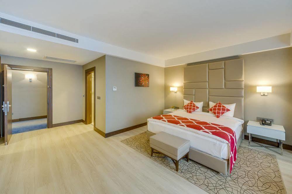 מוגלה Demircioglu Park Hotel מראה חיצוני תמונה