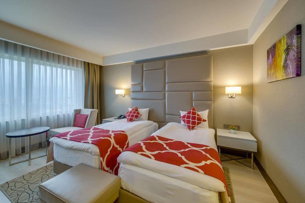 מוגלה Demircioglu Park Hotel מראה חיצוני תמונה